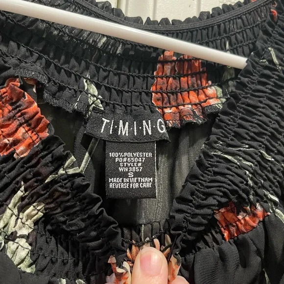 Timing Floral optional Off The Shoulder Blouse, Size Small, - Picture 5 of 9